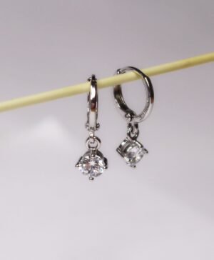 pendientes plateados circonitas